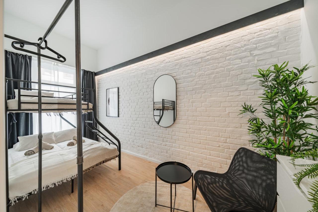 Chic Central City Rooms By Home2 Viena Exterior foto