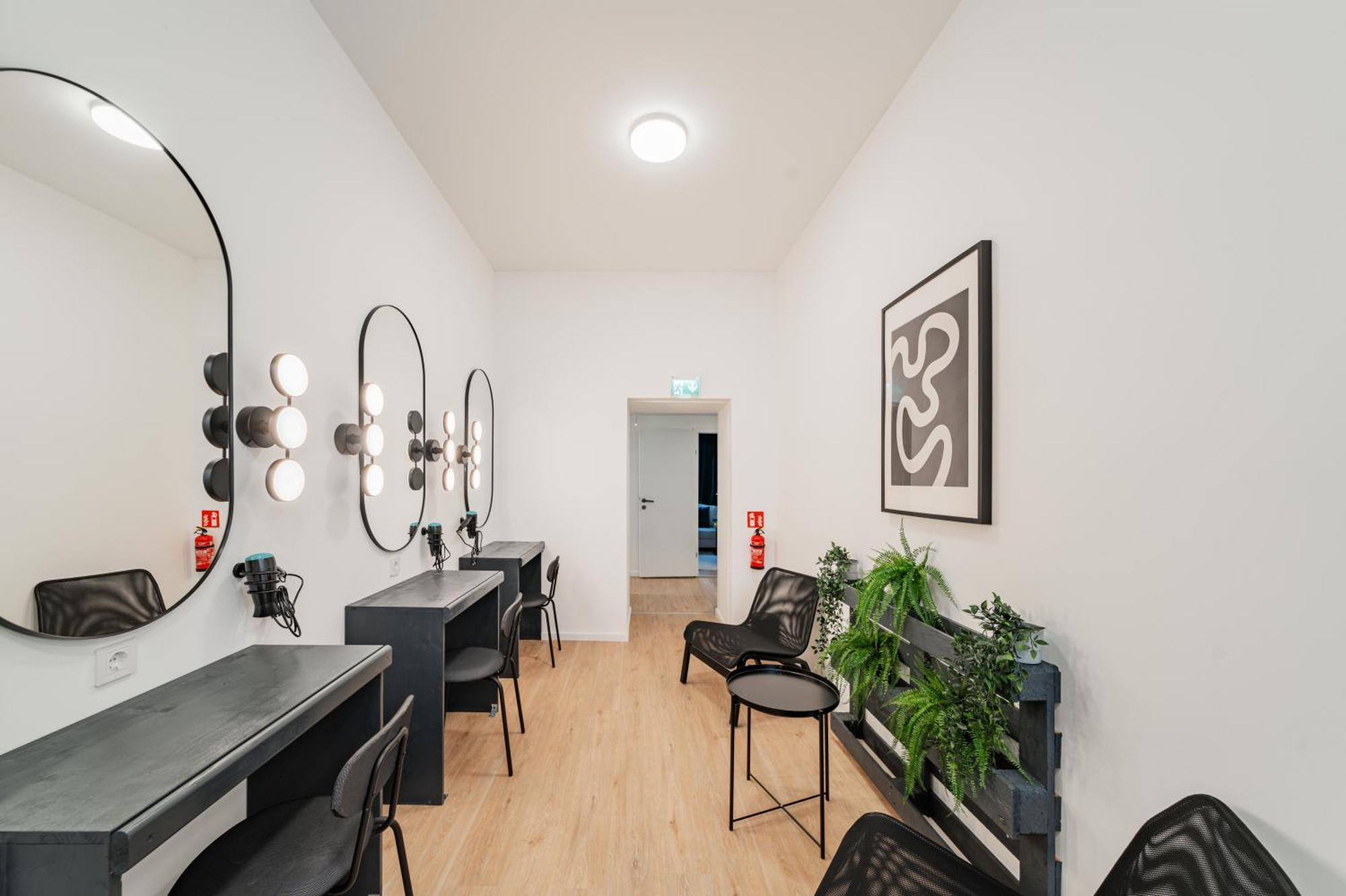 Chic Central City Rooms By Home2 Viena Exterior foto